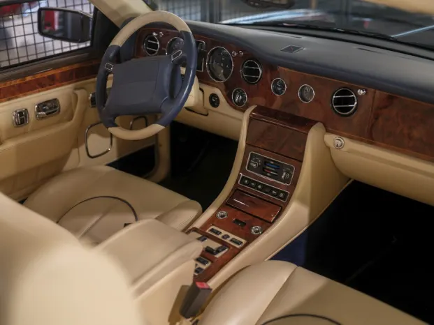 Cazino Jackpot Village Cazinou Aplicație Android/iOS